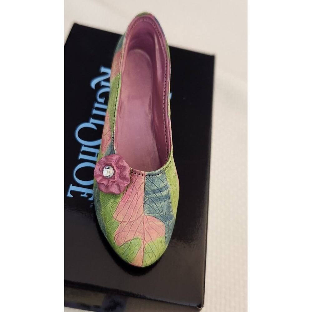 Just the Right Shoe by Raine- Rose Court -#25009 No‎ COA 1998 With Box - Picture 3 of 9